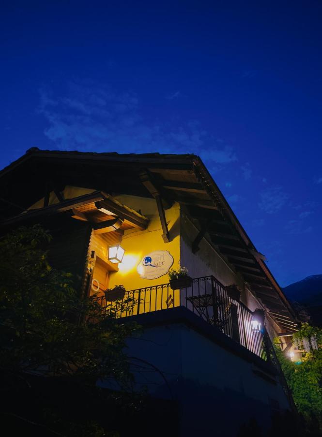 Quart De Lune - Boutique B&B Aosta Exterior foto