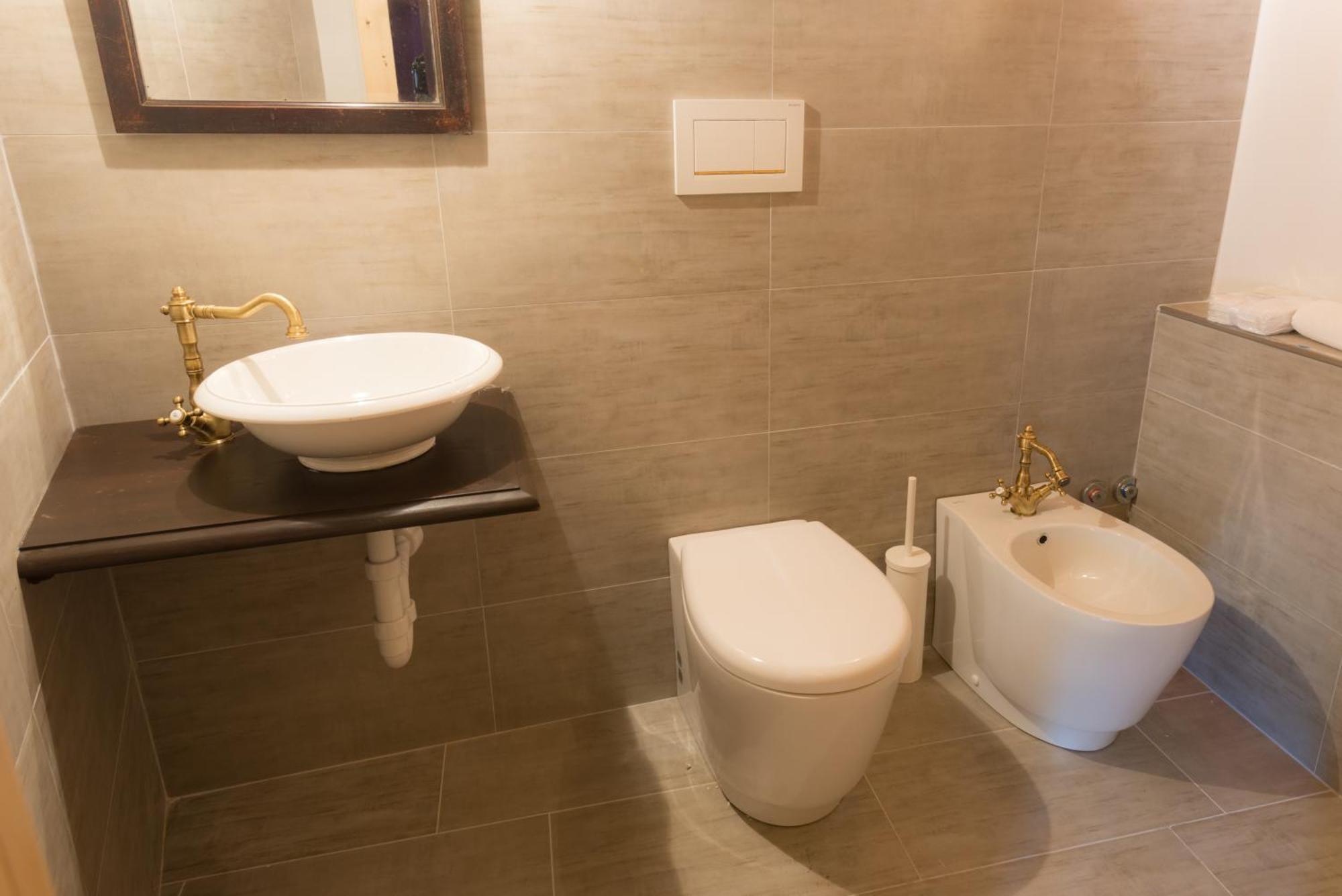 Quart De Lune - Boutique B&B Aosta Habitación foto
